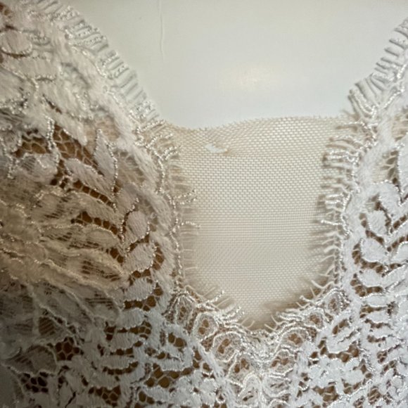 Anais Anette Rae Wedding Dress - Picture 10 of 15